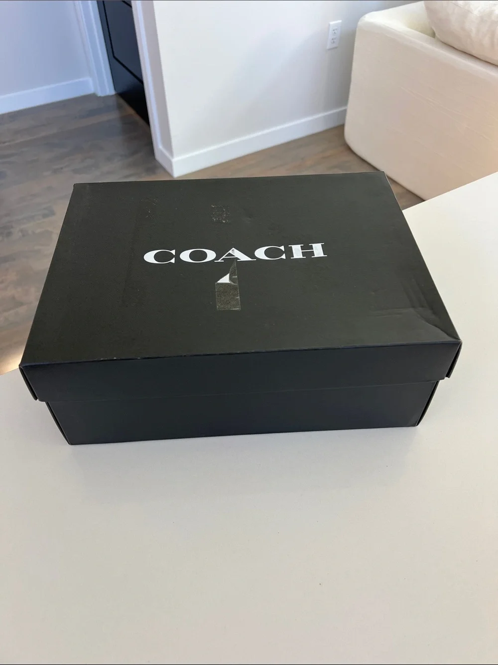 Coach runner lace up sneakers black and chalk gray cream C logo size 6.5